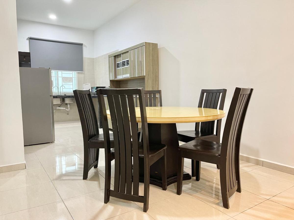 קואה Langkawi Cozy Holiday Home At Taman Simfoni By Zervin מראה חיצוני תמונה